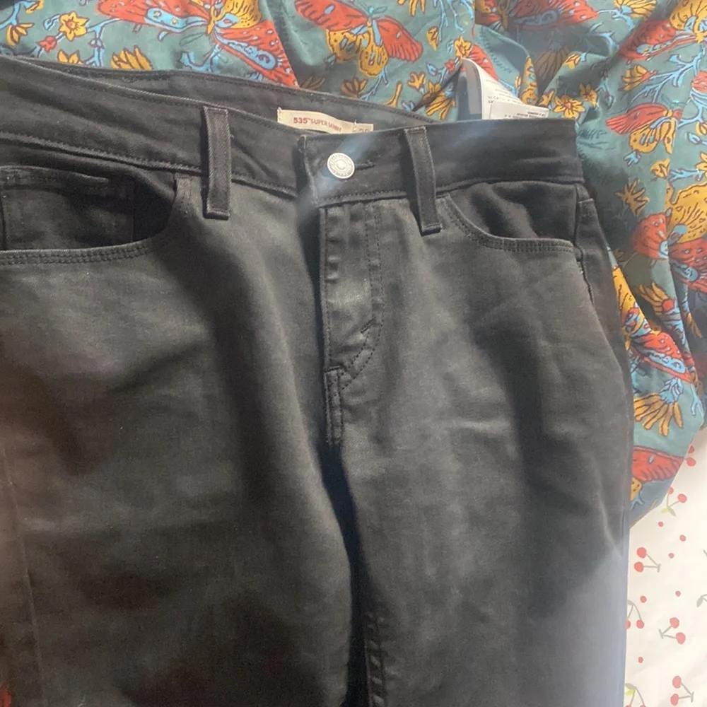 Levi’s 535 Super Skinny 2 toned black jeans - Picture 3 of 4